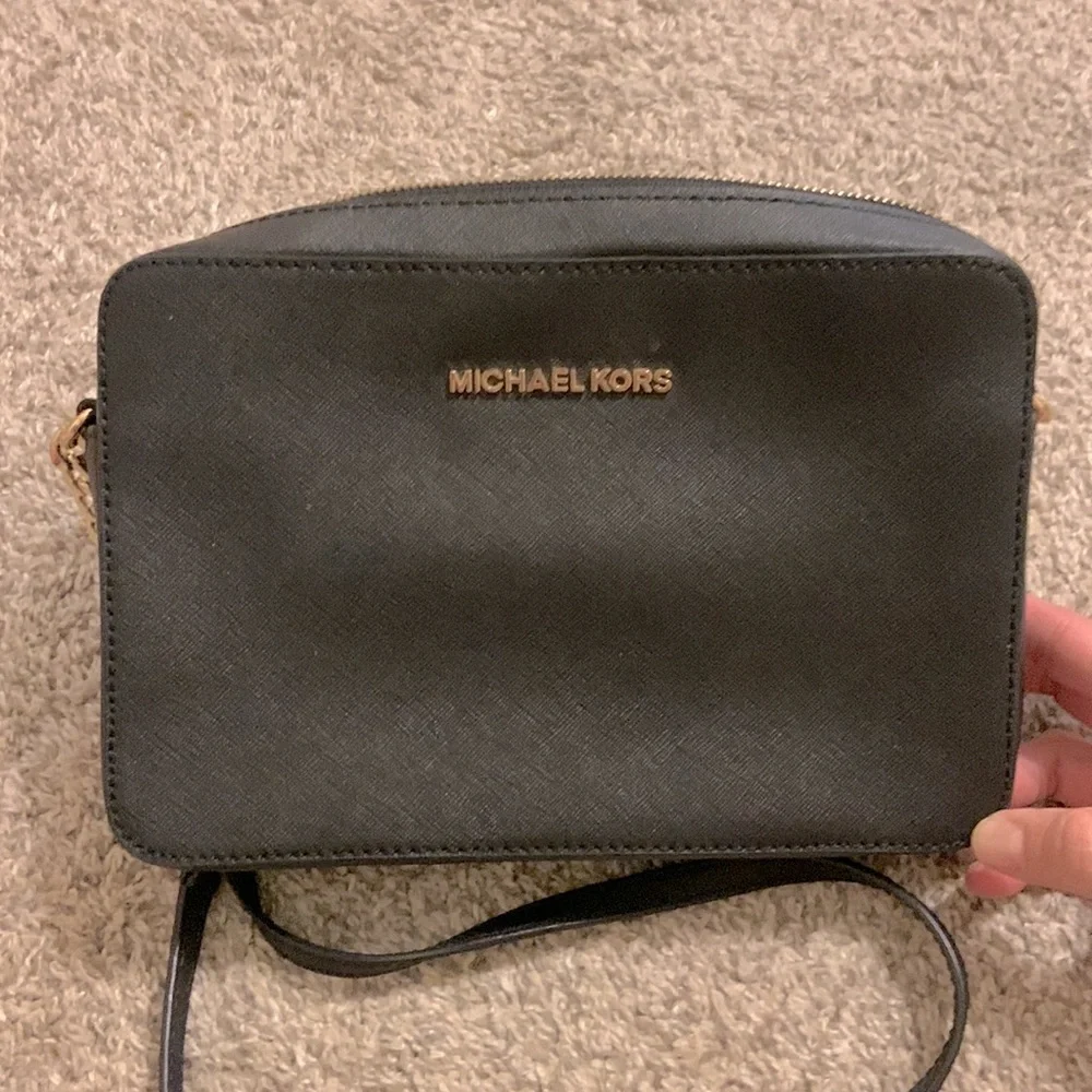 Michael Kors Crossbody Bag - Picture 5 of 6